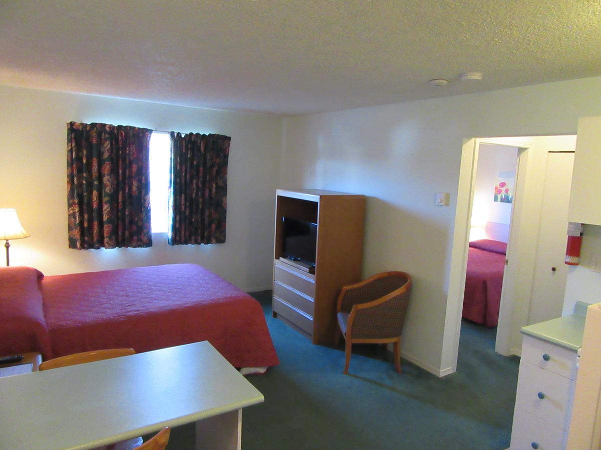 Lake Cowichan Lodge Eksteriør billede